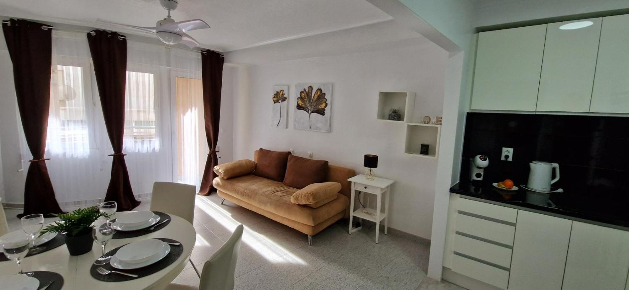 Apartments On The Beach In Torrevieja Eksteriør billede